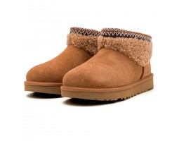 Ultra Mini Maxi Curly Boot - Chestnut