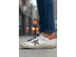 Super-Star With Olive Green Canvas Star