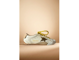 True-Star in White Nappa Leather With Gold Star and Beige Suede Heel Tab