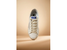 Super-Star With White-Grey-Ice